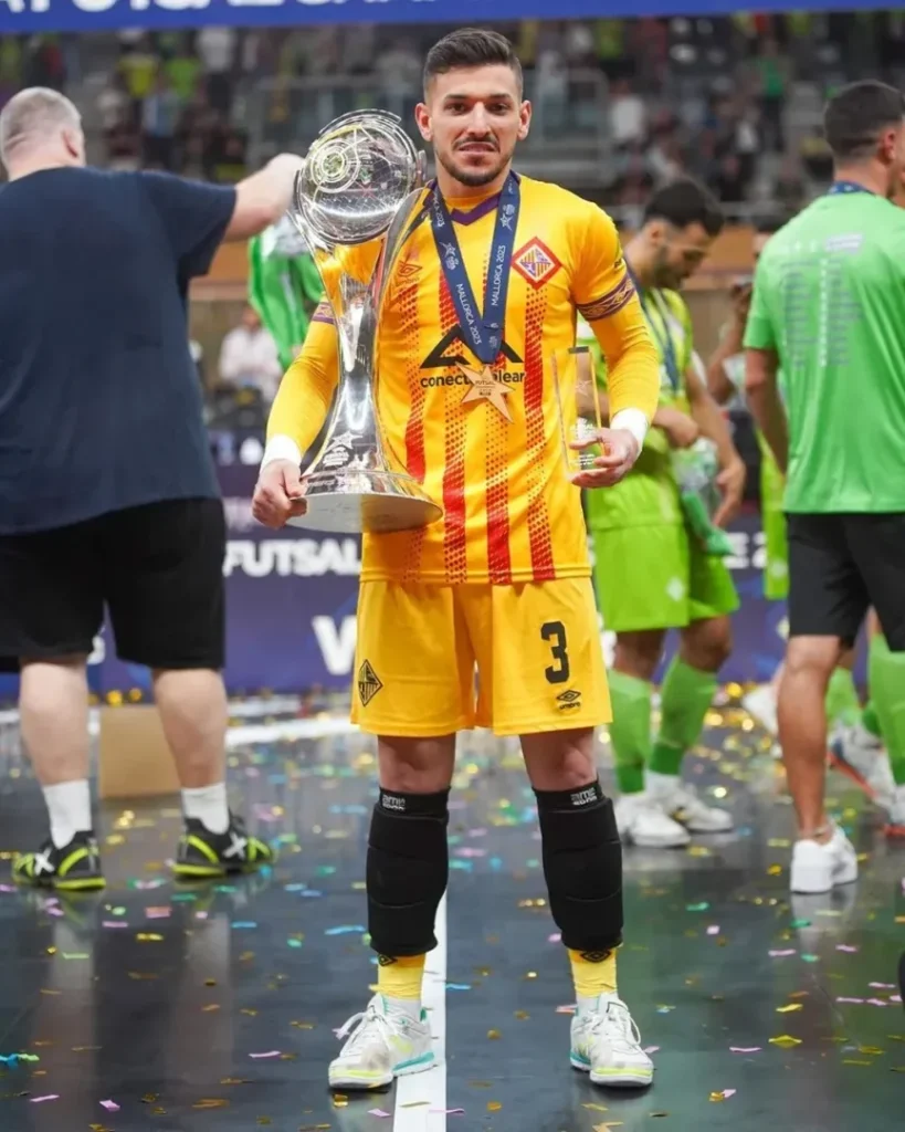 Luan Muller with Palma Futsal Champions League trophy